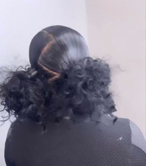 Check more at https://howcandothis.com/hairstyleideas/22121/ Sleek Ponytail Hairstyles, Birthday Hairstyles, Quick Natural Hair Styles, Quick Weave Hairstyles, Cute Box Braids Hairstyles, Quick Braided Hairstyles, Braided Hairstyles For Teens, Protective Hairstyles Braids, Hairdos For Curly Hair