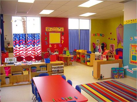 Ece Resources, Daycare Room Design, Daycare Setup, Daycare Business Plan, Childcare Rooms, Escuela Diy, Daycare Rooms, Daycare Business, Daycare Classroom