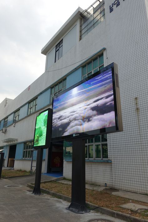 Outdoor Advertising Billboard, Outdoor Digital Signage, Led Billboard, Advertising Billboard, 3d Hologram, Advertising Display, Building Signs, Billboard Signs, Digital Signs