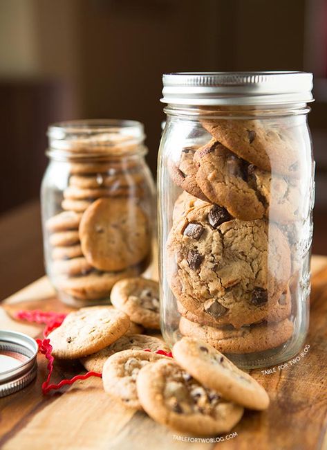 Cookies Packaging Ideas In A Jar, Cookies In Jar, Jar Of Cookies, Christmas Cooking Gifts, Cookies In A Jar, Cookies Cute, Jar Cookies, Finger Food Ideas, Chocolate Jar