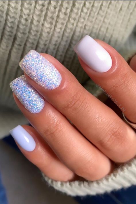 White Nails With Color Glitter, Short White Diamond Nails, Gel Mani Short Nails White, Hoco Nails White Glitter, Dipped Nails Ideas Short, Prom Acrylics Short, Cute Glitter Nail Designs, White Dip Nails With Glitter, White Purple Acrylic Nails