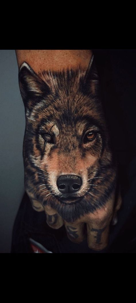 Wolf Hand Tattoo, Animal Tattoos For Men, First Tattoos, Left Arm Tattoos, Art Tattoo Ideas, Wolf Eyes, Movie Tattoos, Pieces Tattoo, Warrior Tattoo