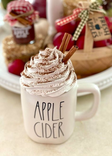 Spackle Projects, Food Props Diy, Diy Whipped Cream, Cup Toppers, Chocolate Toppers, Apple Kitchen, Apple Kitchen Decor, Mug Topper, Cream Mugs