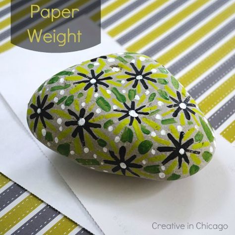 Love the Colors of this Painted Rock Paper Weight from Creative in Chicago Paper Weight Ideas, Paper Weights Diy, Smooth Rock, Diy Rock Art, Rock Flowers, Pin Down, Kid Friendly Crafts, Painted Rocks Craft, Pebble Painting