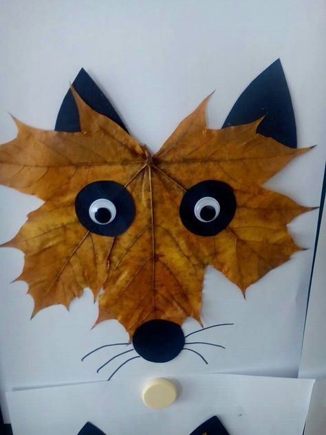 Maple leaf fox craft! Great autumn art and craft project for daycare and preschools. Leaf Crafts, Autumn Crafts, Fall Crafts For Kids, Crafty Kids, Childrens Crafts, Thanksgiving Crafts, Nature Crafts, Leaf Art, Paper Plate