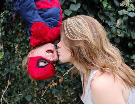 Superhero Birthday Photoshoot, Spider Man Photoshoot, Spiderman Toddler Birthday Party, Spiderman Photoshoot Kids, Spiderman Photoshoot, Superhero Photography, Superhero Photoshoot, Birthday Photoshoot Ideas Boys, Spiderman Toddler