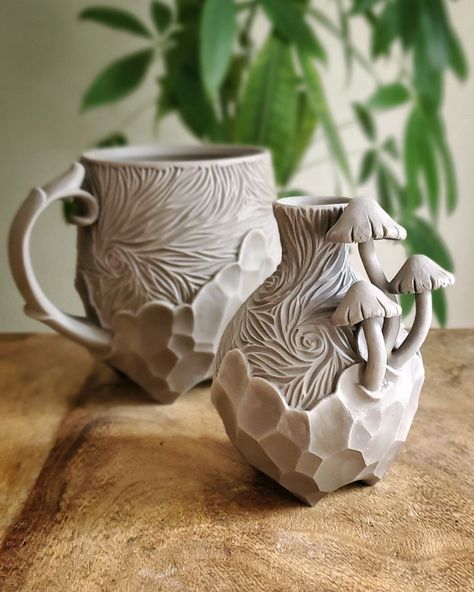 Fairy Mug Ceramics, Complex Ceramics Projects, Mushroom Pottery Mug, Pottery Vessels Ideas, Lidded Vessels Ceramic, Nature Pottery Ideas, Altered Pottery Forms, Cool Ceramic Mugs, Ceramics Projects High School