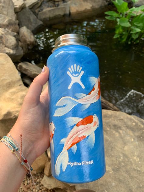 Hydroflask Painting, Water Bottle Painting, Painted Water Bottle, Koi Pottery Painting, Koi Fish Vinyl Painting, Koi Fish Posca Pen, Koi Fish Vinyl, Flask Art, Blue Koi Fish Painting