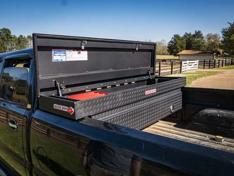 Weather Guard Lighted Truck Box with PowerSync  https://www.protoolreviews.com/tools/storage-organization/weather-guard-lighted-truck-box-with-powersync/44301/  #WeatherGuard #truckbox #toolbox #truck #pickuptruck #construction #truckupgrades #truckupgrade #jobsite #pickup #trucks #review Fort Ranger, Construction Hacks, Truck Tool Boxes, Headache Rack, 2 Car Garage Plans, Trailer Organization, Truck Boxes, Off Road Buggy, Truck Tool Box