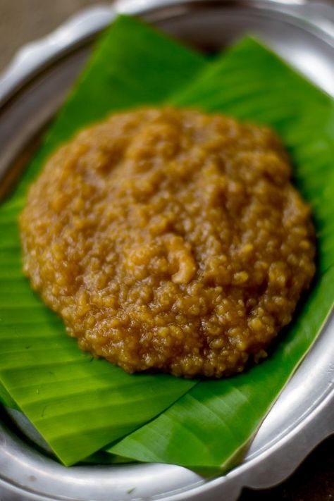 Pongal Dish, Sakkarai Pongal Recipe, Sweet Pongal Recipe, Kerala Dishes, Pongal Recipe, Indian Rice Pudding, Sweet Pongal, Pongal Festival, Tiffin Service