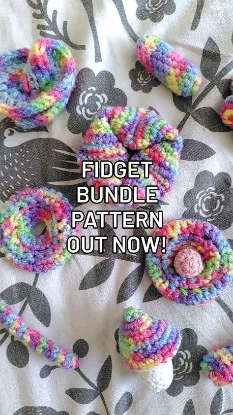 Loui Mitchell | ✨PATTERNS NOW AVAILABLE✨ This is a full bundle set of 10 different patterns to make your very own fidget toys! Available over on Etsy… | Instagram Fidget Crochet Patterns, Crochet Sensory Toys Free Pattern, Crochet Fidgets Free Pattern, Fidget Crochet, Fidget Ideas, Figet Toys, Quick Crochet Patterns, Turtle Pattern, Quick Crochet