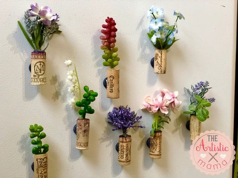 Refrigerator Magnets Diy Ideas, Diy Refrigerator Magnets, Refrigerator Magnets Diy, Fridge Magnets Ideas Creative, Diy Magnets Fridge, Baby Preparation, Cork Magnet, Mops Crafts, Magnet Ideas