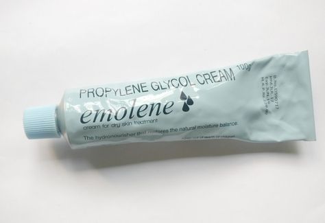 Emolene Cream : Best Cream for Dry Skin? https://www.glossypolish.com/emolene-cream-best-cream-dry-skin/#emolenecream Emolene Cream, Cream For Dry Skin, Affordable Skin Care, Skin Issues, Beauty Brands, Skin Cream, Skin Treatments, Active Ingredient, Clear Skin