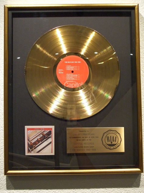 Gold Record Plaque, Records Aesthetic, Record Deal, Record Wall Art, Gold Record, Gold Award, Dream Music, 45 Rpm Record, We Will Rock You