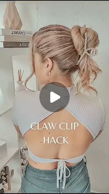 Ethica Beauty | ethical, clean beauty on Instagram: "Claw clip amazing hack ✨

😍Follow us @ethicabeauty for more hair tutorials😍

#hairstyles #haircare #hairbraids #hairtutorials #longhair #ethicabeauty #shampoo #condtioner" Hair Tutorials, Claw Clip, Clean Beauty, Hair Tutorial, Follow Us, Braided Hairstyles, Hair Care, Hairstyles, Long Hair Styles