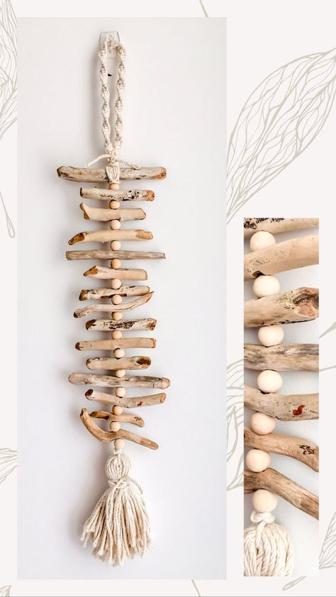 Driftwood Mermaid Diy, Macrame On Driftwood Diy, Boho Driftwood Decor, Things To Make With Driftwood, Driftwood And Beads, Driftwood Crafts Wall Hangings, Diy Driftwood Projects, Diy Driftwood Decor, Driftwood Wind Chimes