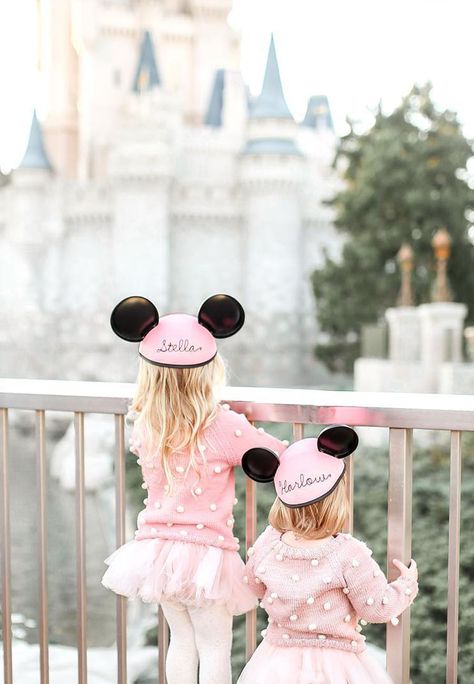 Disney Outfits Girls, Disneyworld Outfits, Kids Disney Outfits, Disney Family Outfits, Trip To Disney World, Disney With A Toddler, Disney World Outfits, Disney Cast, Disney Toddler