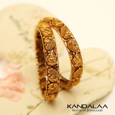 5 Grams Gold Bangles, Lakshmi Bangles Gold, Bangles Gold Design, Lakshmi Bangles, Antique Bangles, Gold Bangles For Women, Bangles Gold, Gold Earrings Wedding, Making Jewellery