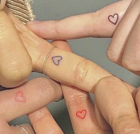 Tattoo Placements, Inspiration Tattoos, Bff Tattoos, Friendship Tattoos, Cute Tiny Tattoos, Poke Tattoo, Discreet Tattoos, Best Friend Tattoos, Dainty Tattoos