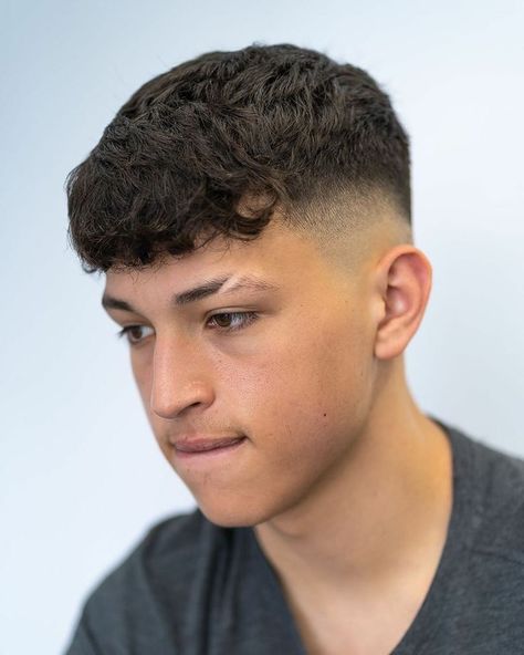 Hairstyles For Men Long On Top Short On Sides, Short Sides Curly Top Men, Mens Taper Fade Haircut Medium, Men’s Long Top Haircut, Two Side Hairstyles Men, One Side Hairstyle Men, Curly Short Hairstyles Men, Side Fade Haircut Men, Boy Short Haircut