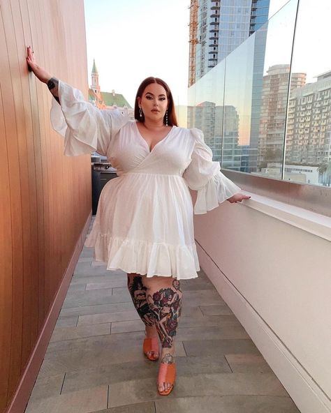 824 Likes, 30 Comments - T E S S H🍒L L I D A Y (@tessholliday) on Instagram: “Always been a bad B 💯🍒✨(swipe till the end) 👼🏻” Tess Holiday, Tess Holliday, Plus Size Looks, Body Positive, Till The End, Red Carpet Looks, A Sea, Holiday Fashion, Holiday Dresses