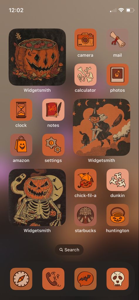 Halloween Layout Iphone, Halloween Iphone Layout, Apple Ecosystem, Halloween Layout, Ios Wallpaper, Screen Layout, Iphone Home Screen Layout, Spooky Szn, Ios Wallpapers