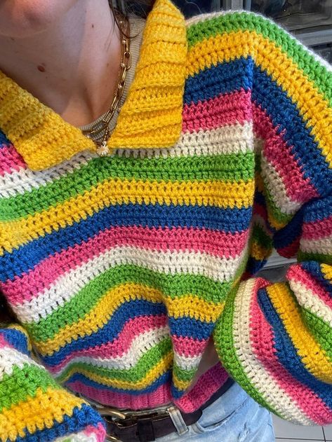 Rainbow Crotchet Sweater, Crochet 80s Sweater, Colourful Crochet Sweater, Crochet Sweater Ideas Colorful, Crochet Sweater Vintage, Crochet Sweater With Collar, Triple Crochet Sweater, Rainbow Crochet Projects, Funky Crochet Sweater