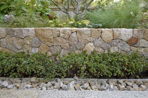 Shanghai Yiting Garden by FISH Design – mooool Resort Landscape, Fish Garden, Gabion Wall, Entrance Gates Design, Areas Verdes, Water Pond, Landscape Elements, Wall Exterior, Stone Path