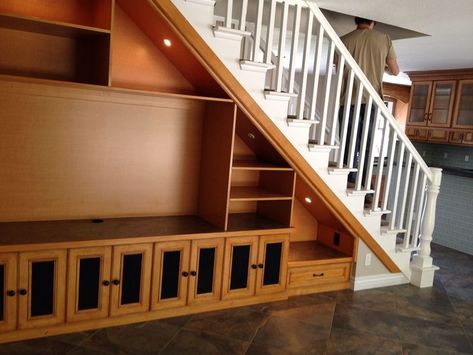 Design Under Stairs, Living Room Under Stairs, Interior Design Under Stairs, Cabinet Under Stairs, Room Under Stairs, Space Under Stairs, تحت الدرج, Staircase Storage, Loft Storage