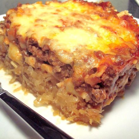 Sauerkraut Casserole-Annette's #recipe #casserole Filet Mignon Chorizo, Sauerkraut Casserole, Recipes Hamburger, Sauerkraut Recipes, Hamburger Casserole, Minced Meat, Beef Casserole, Beef Dishes, Ground Beef Recipes