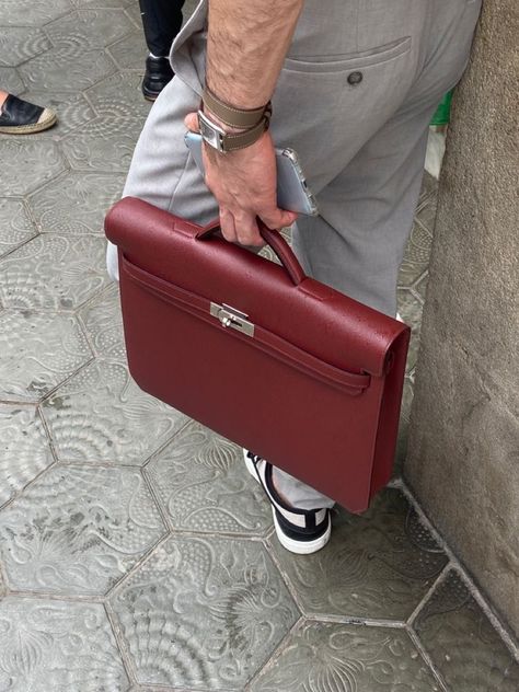 Hermes Men, Old Money Style, Bags Aesthetic, Old Money Aesthetic, Hermes Bags, Mode Inspiration, Hermes Bag, Old Money, Birkin Bag