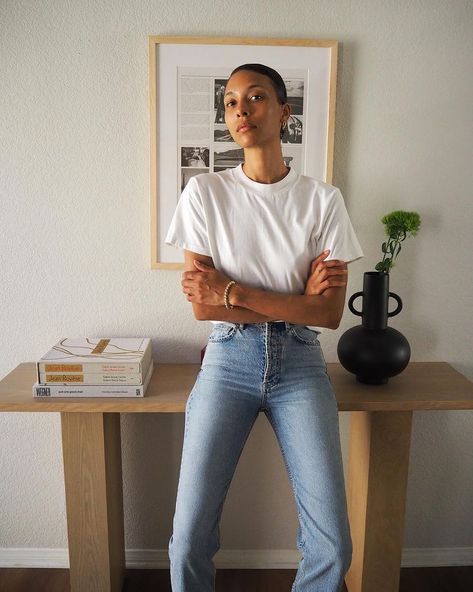 TyLynn Nguyen🦢 on Instagram: “Clothing is an investment. And quality investments are timeless. That is what I think about when I think of this @aninebingofficial classic…” High Rise Denim, New Classic, Casual Street Style, Mode Inspiration, Everyday Wardrobe, High Waisted Denim, Outfits Casuales, Daily Outfits, Fashion Inspo Outfits