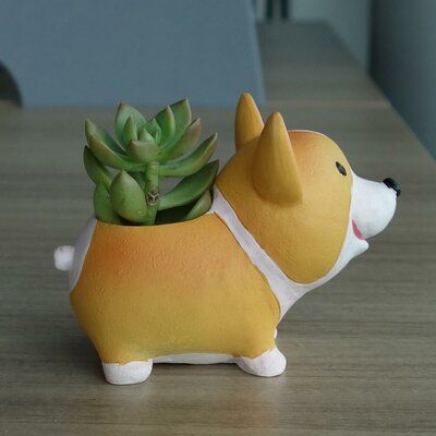 Corgi Planter, Corgi Ceramic, Clay Plant Pots, Clay Modelling, Outdoor Lighting Patio, Cedar Planter Box, Plastic Planter Boxes, Plant Pot Diy, Clay Sculptures