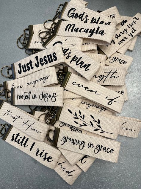 Get personalized keychains for men with your logo or custom design. Perfect for promotional giveaways, corporate gifts, or just a unique way to show your personality. Order in bulk for discounts. #keychains #mensaccessories Church Visitor Gifts, Church Gifts Ideas, Study Gifts, Keychains For Men, Christian Retreat, Large Group Of People, Bible Study Gifts, Women's Conference, Best White Elephant Gifts