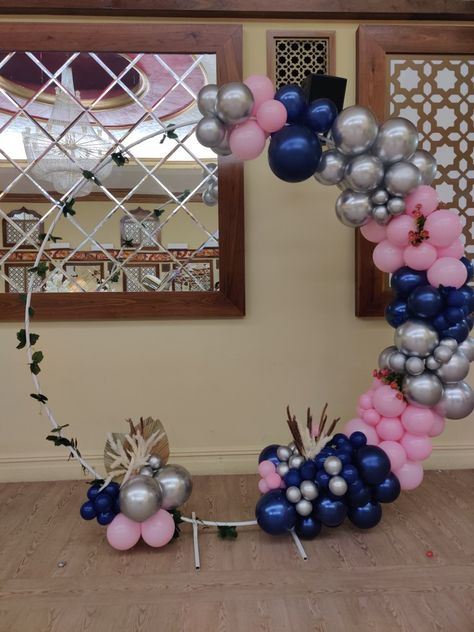 Pink, Navy blue and silver balloon garland, half moon decoration. Blue And Silver Balloon Garland, Half Arch Balloon, Silver Balloon Garland, Moon Decoration, Moon Balloon, Kylie Birthday, Sneaker Ball, Silver Balloon, Moon Decor