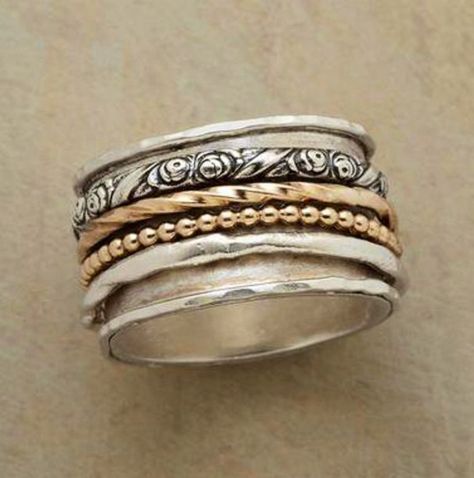 Pretty Jewellery, Silver And Gold, Bling Bling, Ring Verlobung, Beautiful Rings, Jewelry Inspiration, Sterling Silver Jewelry, Beautiful Jewelry, Silver Ring