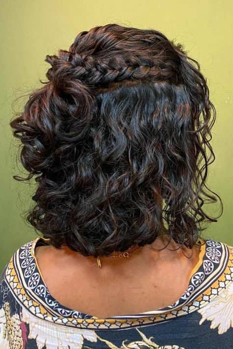 Short Hair Braided Crown, Braided Crown Short Hair, Hoco Hair Ideas Down Simple, Short Curly Prom Hair, Formal Half Up Half Down, Curly Hair French Braid, Short Curly Hair Half Up Half Down, Short Hairstyle Women For Prom, Crown Hairstyles Braided