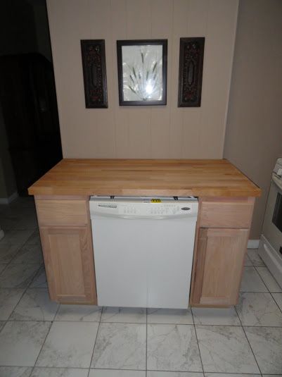 The Precious Little Things in Life: DIY Dishwasher Cabinet Diy Island With Dishwasher, Dishwasher Cabinet, Portable Dishwasher, Dishwasher Cover, Update Cabinets, Kitchen Decor Themes, Diy Kitchen Island, Kitchen Upgrades, Kitchen Floor Tile