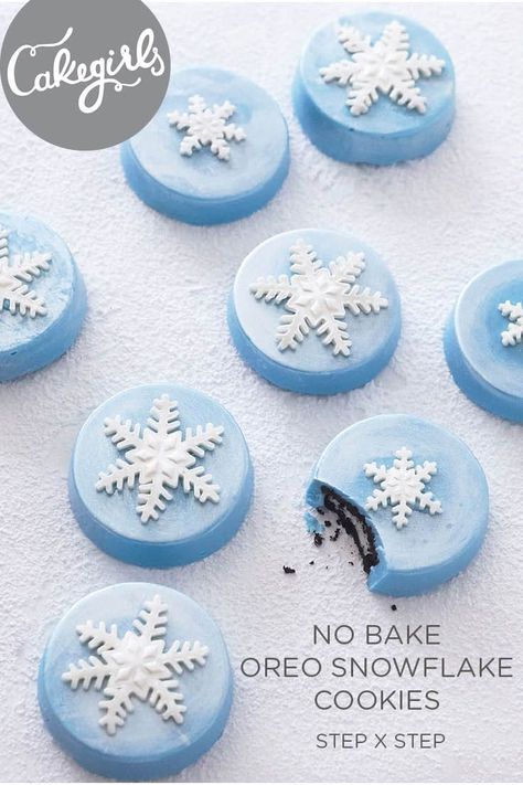 Snowflake Cookies, Oreo Pops, Covered Oreos, Oreo Cake, Christmas Sweets, Frozen Birthday Party, Chocolate Covered Oreos, Frozen Party, Frozen Birthday