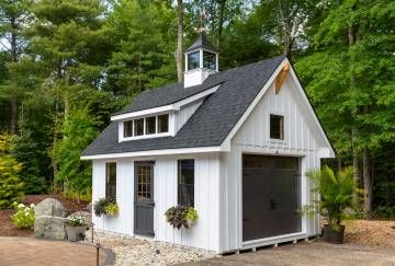 Outdoor Building Ideas Storage Sheds, Modern Farmhouse Shed, Farmhouse Shed, Garage Houses, Board Batten Siding, Pool Sheds, Milking Parlor, Small Pool Houses, Farmhouse Sheds