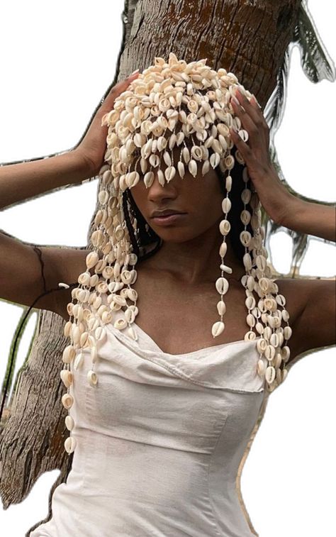 Santeria Aesthetic, Afro Accessories, African Hair Jewelry, Afro Jewelry, Hair Jewelry For Braids, Black Photography, Black Femininity, Afro Punk, Aesthetic Women