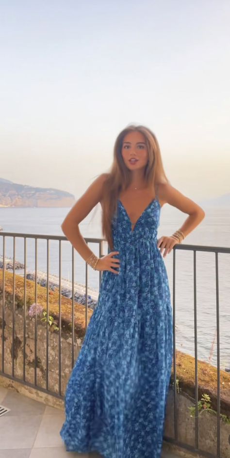 Blue Dress Inspo Casual, Mini Dress For Summer, Beach Pic Dress, Blue Sundress Long, Hawaii Dresses Outfit Ideas, Mamma Mia Inspired Dresses, Long Sundress Aesthetic, Italy And Greece Outfits, Greece Beach Outfit