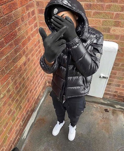 London Drip💧 on Instagram: “Big leagues🗞 Follow @lndndrips - #Fashion #Style #OOTD #InstaFashion #Vintage #FashionBlogger #Fashionista #StreetStyle #Stylish #instastyle” London Drip, Black Jacket, A Photo, Puffer, London, On Instagram, Instagram, Black