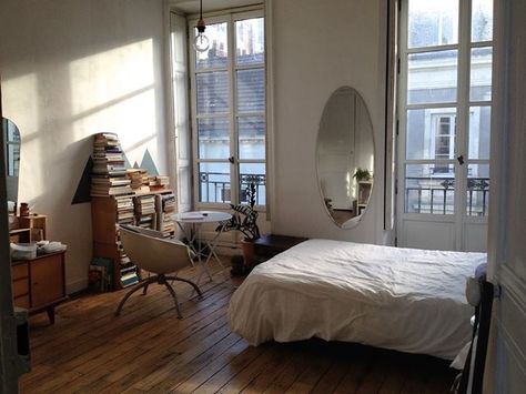 Bedroom Paris, Dream Apartment, House Room, Apartment Inspiration, Room Inspiration Bedroom, Room Ideas Bedroom, Dream Rooms, Dream House Decor, Interior Inspo