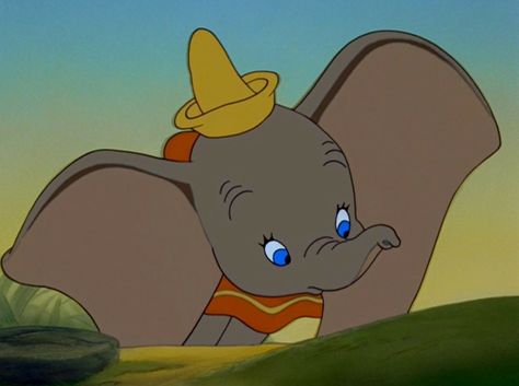 Dumbo 2019, Dumbo 1941, Dumbo Cartoon, Baby Dumbo, Disney Cuties, Walter Elias Disney, Disney Animals, Elephant Love, Wallpaper Iphone Disney