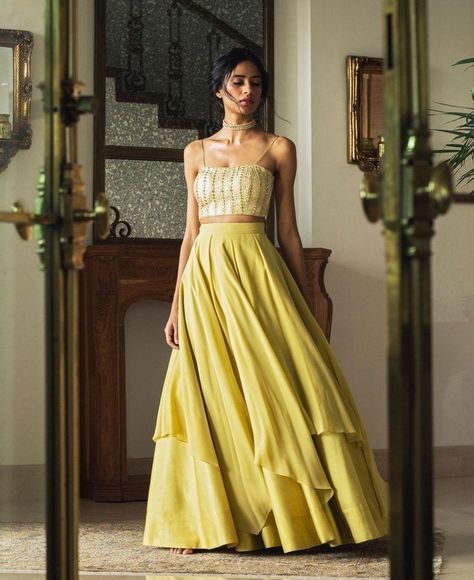 Strappy Blouse, Pakistani Lehenga, Indian Dresses For Women, Girls Designer Dresses, Simple Lehenga, Indian Outfits Lehenga, Rhea Kapoor, Indian Fashion Saree, Indian Dresses Traditional