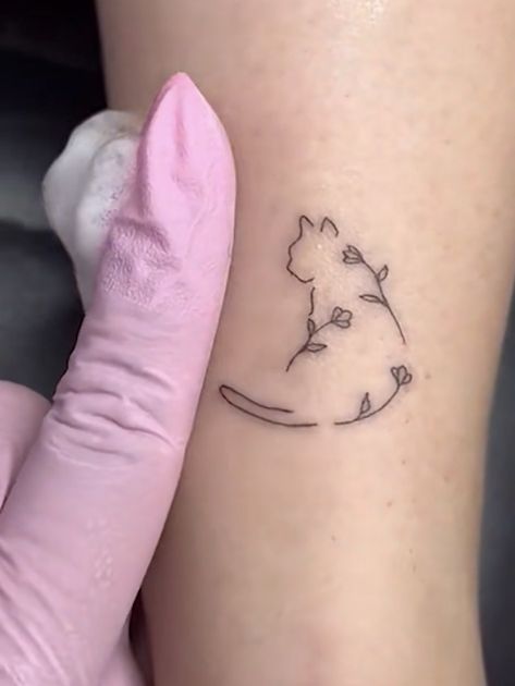 Lost Cat Tattoo Designs, Tattoos To Remember Cats, Sentimental Cat Tattoos, Tattoo For Passed Cat, Cat Passing Tattoo, Tattoo For Lost Cat, Tattoo Ideas For Lost Pets, Lost Pet Tattoo Cats, Angel Cat Tattoo Pet Memorials