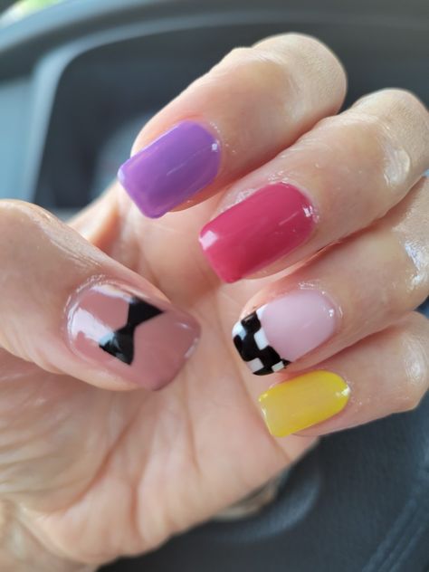 FNAF nails Fnaf Nails, Ten Nails, Nails Purple, Beauty Boost, Punk Nails, Anime Nails, Easy Nails, Simple Gel Nails, Pretty Gel Nails