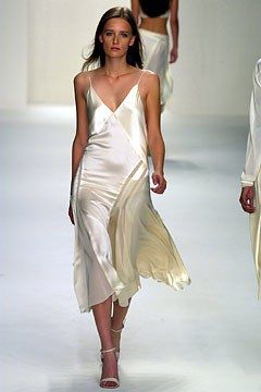 Slip Dress Aesthetic, Fashion Through The Decades, 90s Slip Dress, Award Show Dresses, White Satin Dress, High Fashion Runway, 90s Runway Fashion, Early 2000s Fashion, Archive Fashion