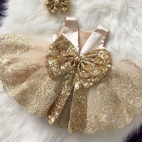 11.27US $ 26% OFF|2022 Summer Sequin Big Bow Baby Girl Dress 1st Birthday Party Wedding Dress For Girl Palace Princess Evening Dresses Kid Clothes - Dresses - AliExpress

1. #GirlsPartyDresses
2. #LittleFashionista
3. #PartyDressInspo
4. #CuteKidsFashion
5. #PrincessDresses
6. #GirlsFashion
7. #PartyReady
8. #MiniFashionista
9. #DressUpFun
10. #KidsStyle
11. #princessdress
12. #pagentdresses
13. #kidspartydress
14. #frillydresses 
15. #bigbowdress 1st Birthday Dress For Baby Girl, Flower Champagne, Pagent Dresses, 1st Birthday Princess, Big Bow Dress, Birthday Princess Dress, Princess Evening Dress, 1st Birthday Dresses